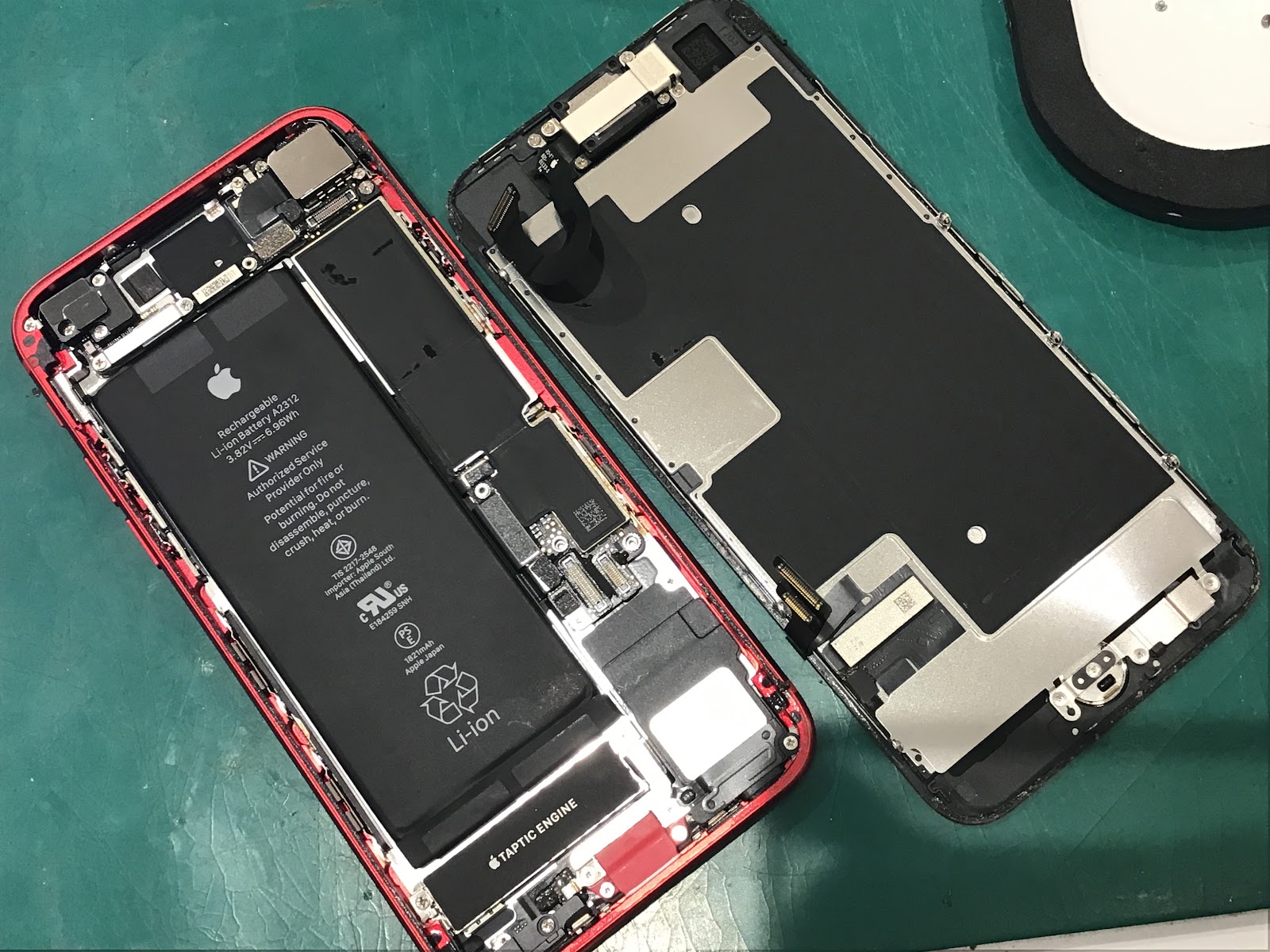 突然画面のタッチが効かなくなってしまったiPhoneSEをお預かりしました！【スマホ修理工房丸井錦糸町店】
